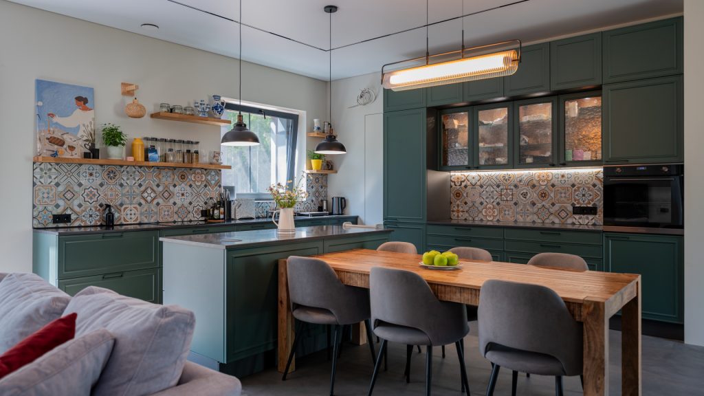 Освещение и электрика в коттеджном поселке Рощино